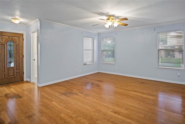 2322 Tan Oak Drive, Dallas, TX 75212