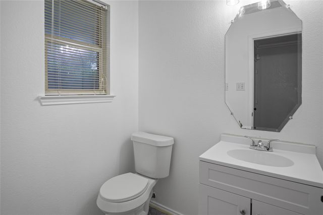 2322 Tan Oak Drive, Dallas, TX 75212