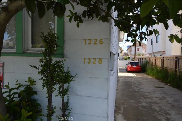 1324 Magnolia Avenue, Los Angeles, CA 90006