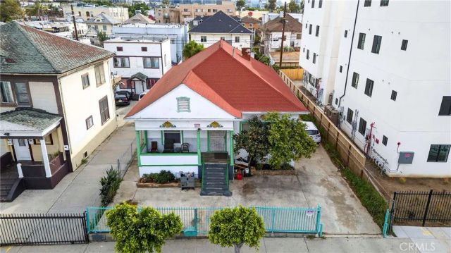 1324 Magnolia Avenue, Los Angeles, CA 90006