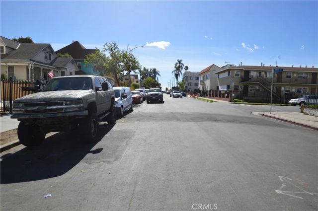 1324 Magnolia Avenue, Los Angeles, CA 90006