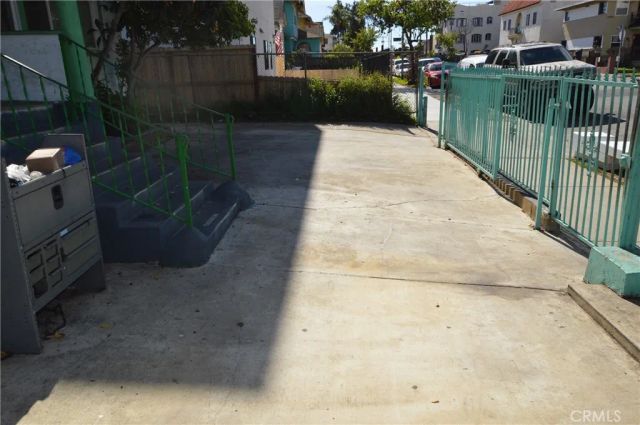 1324 Magnolia Avenue, Los Angeles, CA 90006