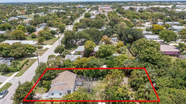 229 SW 4th Avenue, Delray Beach, FL 33444