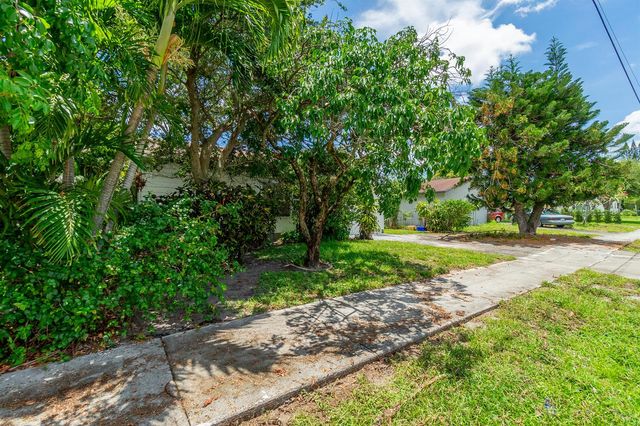 229 SW 4th Avenue, Delray Beach, FL 33444