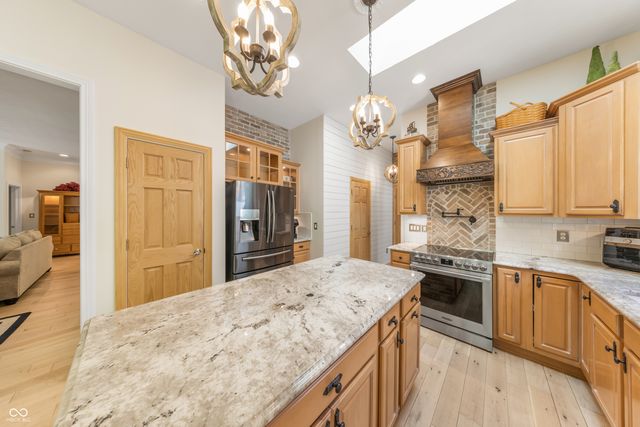 8061 Middle Bay Lane, Indianapolis, IN 46236