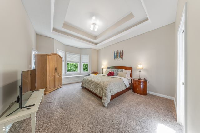 8061 Middle Bay Lane, Indianapolis, IN 46236