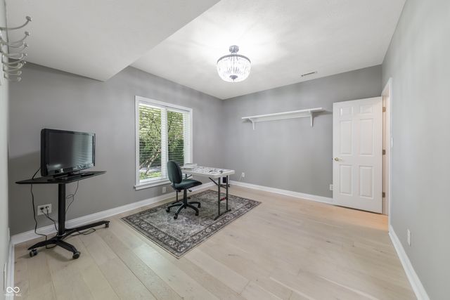 8061 Middle Bay Lane, Indianapolis, IN 46236