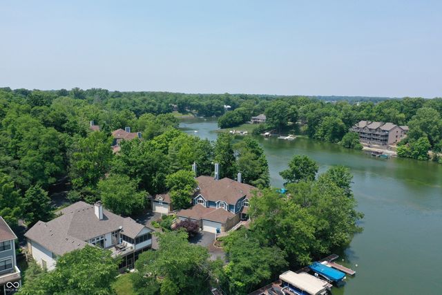 8061 Middle Bay Lane, Indianapolis, IN 46236