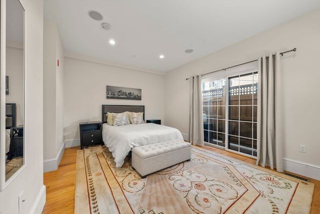 858 E 2nd Street 2, Boston, MA 02127