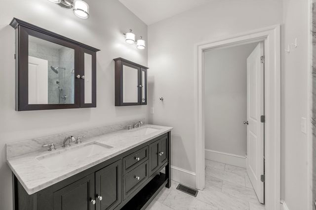 858 E 2nd Street 2, Boston, MA 02127