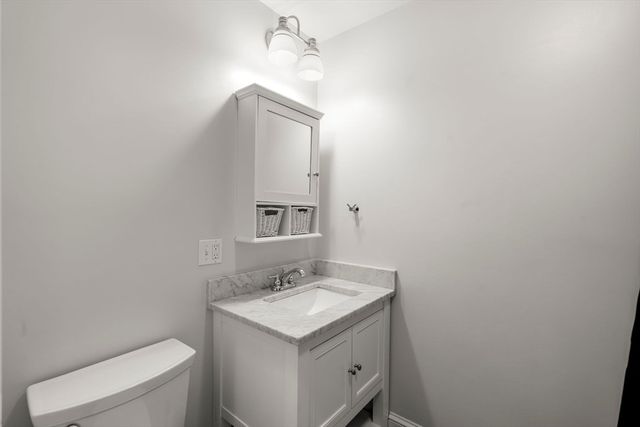 858 E 2nd Street 2, Boston, MA 02127