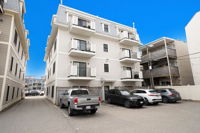 858 E 2nd Street 2, Boston, MA 02127