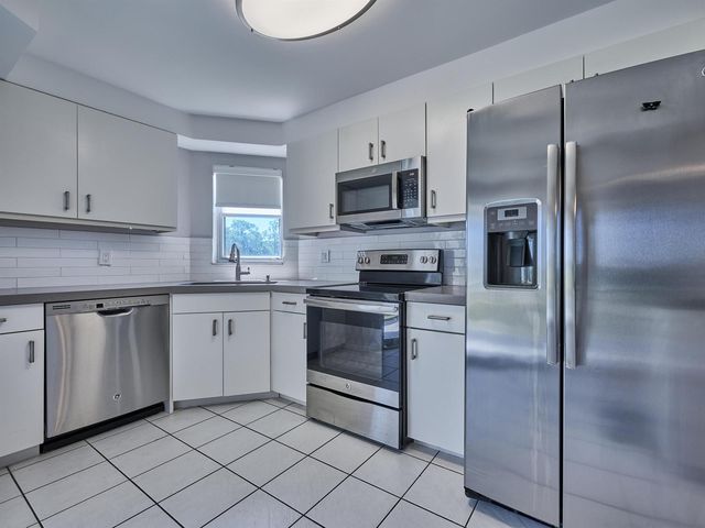 3597 Birdie Drive 202c, Lake Worth, FL 33467