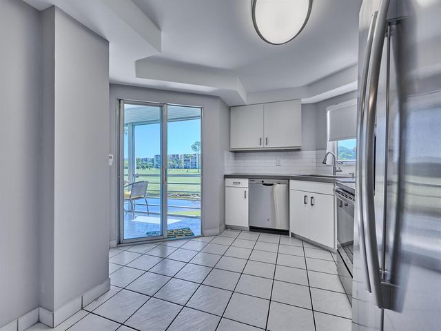 3597 Birdie Drive 202c, Lake Worth, FL 33467