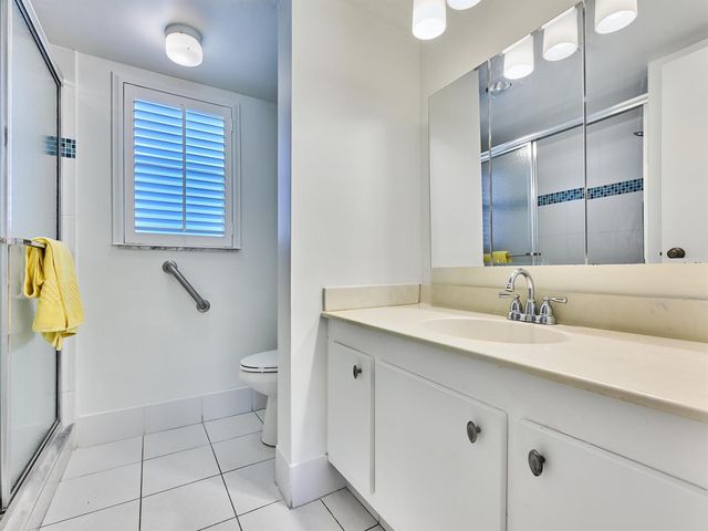 3597 Birdie Drive 202c, Lake Worth, FL 33467
