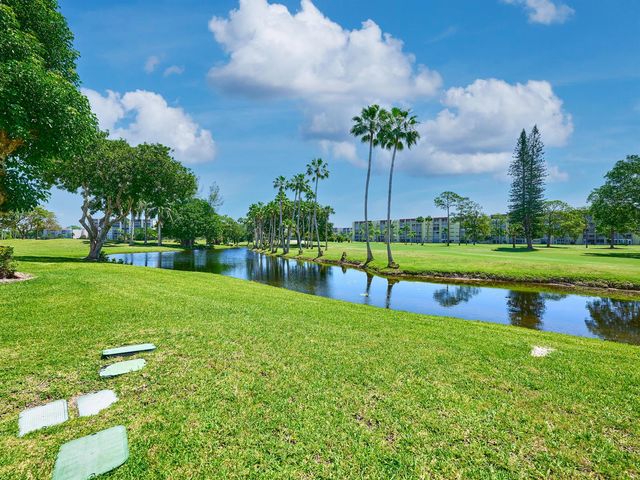 3597 Birdie Drive 202c, Lake Worth, FL 33467