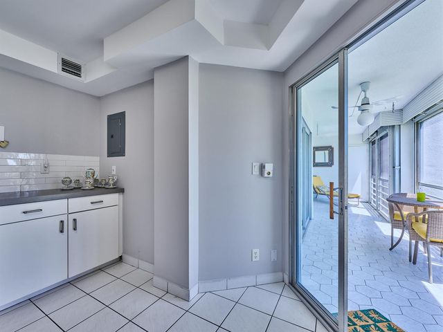 3597 Birdie Drive 202c, Lake Worth, FL 33467