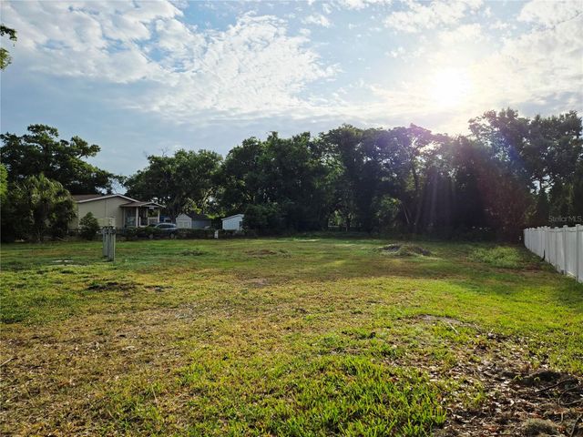 14701 DEL VALLE ROAD, Tampa, FL 33625