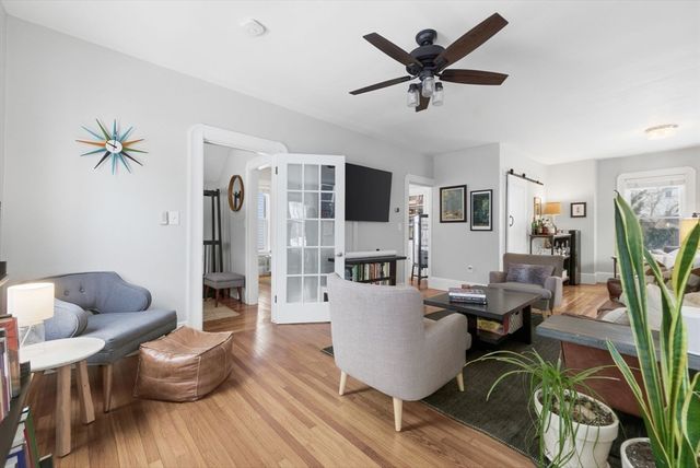 27 Liberty Hill Ave, Salem, MA 01970