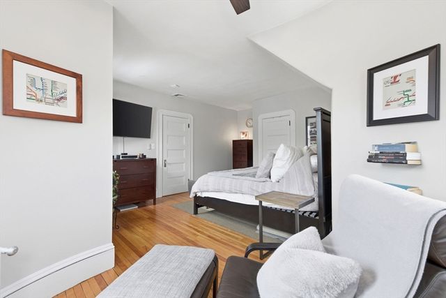 27 Liberty Hill Ave, Salem, MA 01970