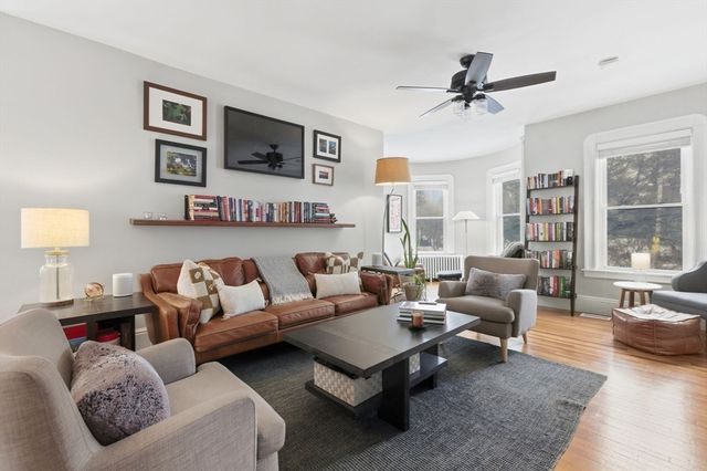 27 Liberty Hill Ave, Salem, MA 01970