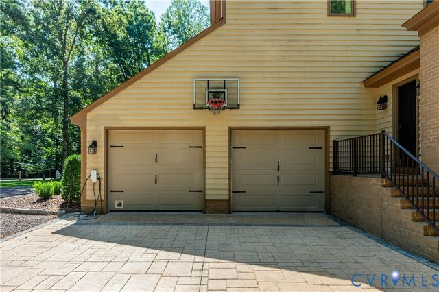 7 Gamebird Ct, Manakin Sabot, VA 23103