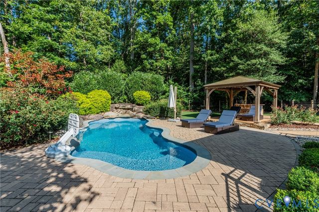 7 Gamebird Ct, Manakin Sabot, VA 23103
