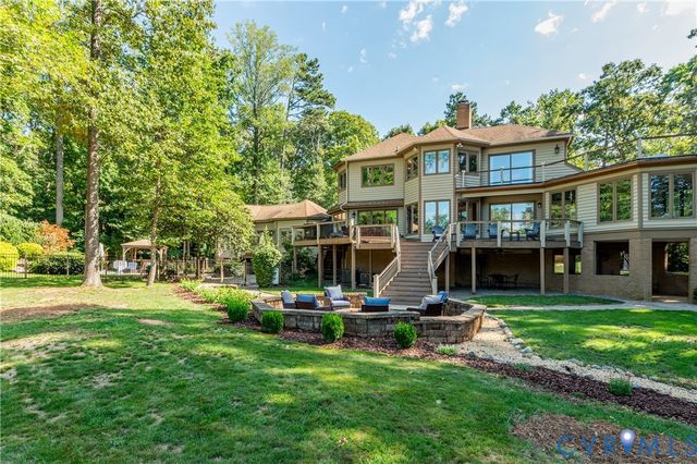 7 Gamebird Ct, Manakin Sabot, VA 23103