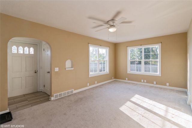 426 S Ankeny Boulevard, Ankeny, IA 50023