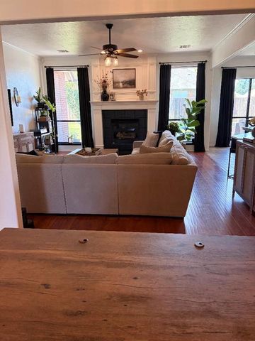 317 Paxton Court, Norman, OK 73069