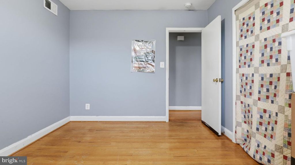 Image 25 of property listing at 115 SEMINARY AVE, Lutherville Timonium, MD 21093