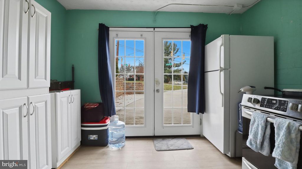Image 45 of property listing at 115 SEMINARY AVE, Lutherville Timonium, MD 21093