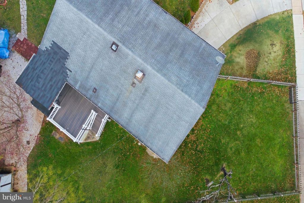 Image 58 of property listing at 115 SEMINARY AVE, Lutherville Timonium, MD 21093
