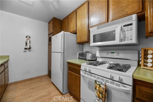 103 Rockledge Lane, Lake Arrowhead, CA 92352