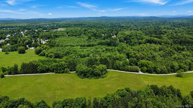575 Creek Road 5A, Poughkeepsie, NY 12601