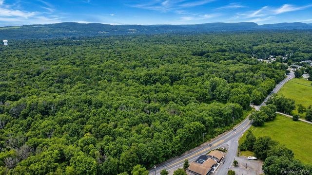575 Creek Road 5A, Poughkeepsie, NY 12601