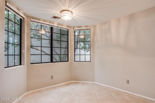 3171 W Champagne Drive, Tucson, AZ 85745