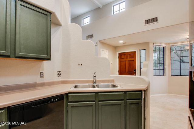 3171 W Champagne Drive, Tucson, AZ 85745