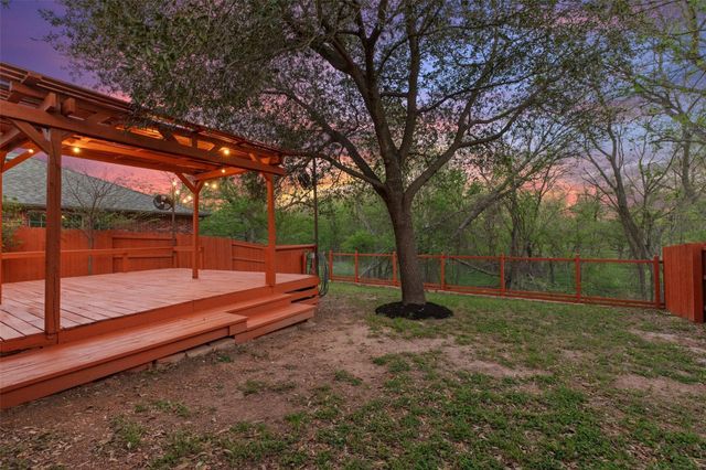 7000 Bay City BND, Austin, TX 78725