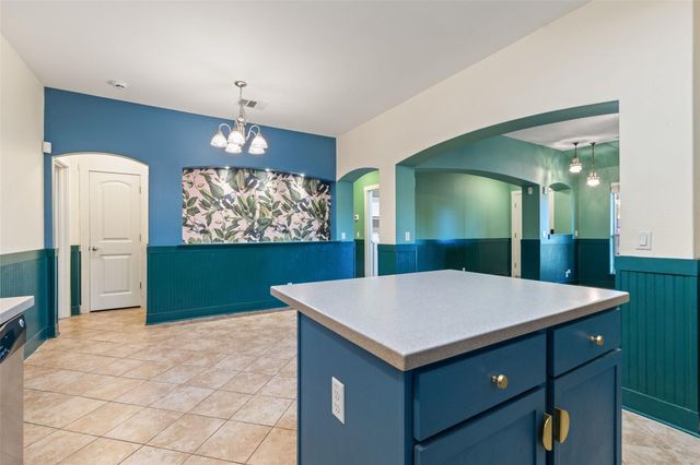 7000 Bay City BND, Austin, TX 78725