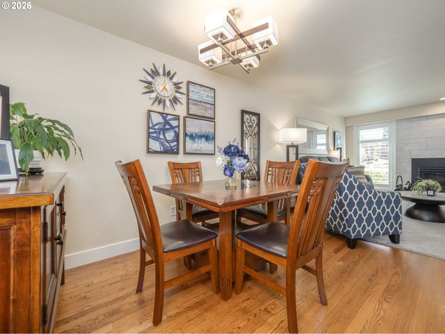 4808 Sw WEMBLEY Pl, Beaverton, OR 97005