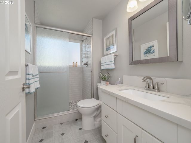 4808 Sw WEMBLEY Pl, Beaverton, OR 97005
