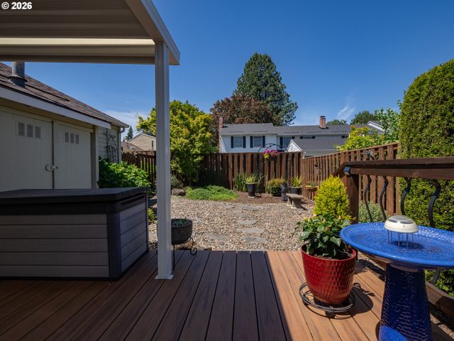 4808 Sw WEMBLEY Pl, Beaverton, OR 97005