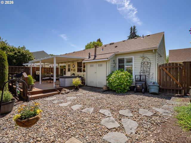 4808 Sw WEMBLEY Pl, Beaverton, OR 97005