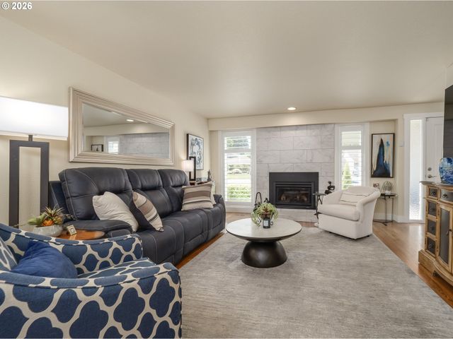 4808 Sw WEMBLEY Pl, Beaverton, OR 97005