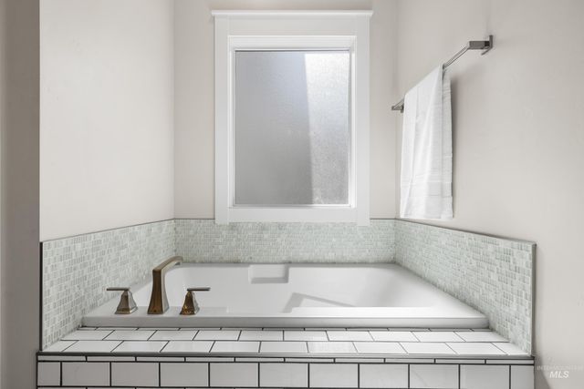 1765 N Highbury Way, Eagle, ID 83616