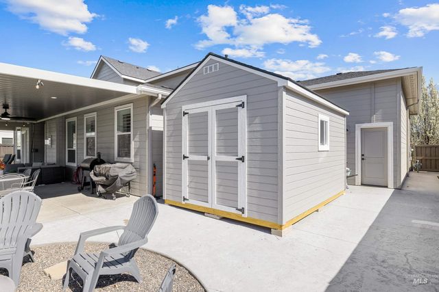 1765 N Highbury Way, Eagle, ID 83616