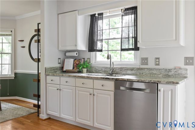 2111 Raintree Dr, Henrico, VA 23238