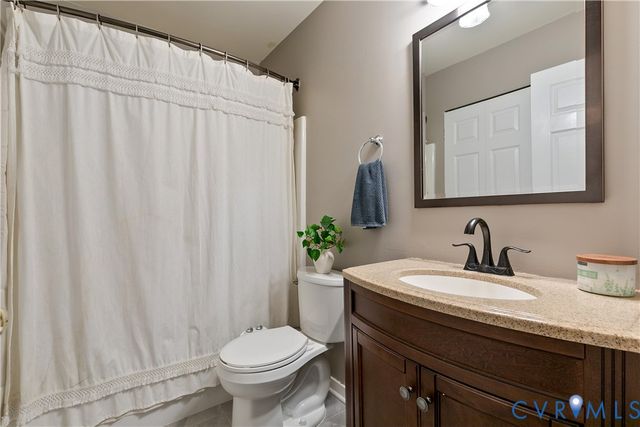 2111 Raintree Dr, Henrico, VA 23238