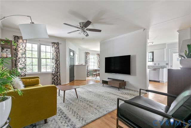 2111 Raintree Dr, Henrico, VA 23238